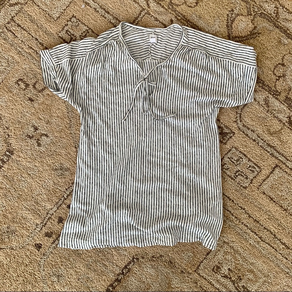 Gap maternity tie front striped shirt